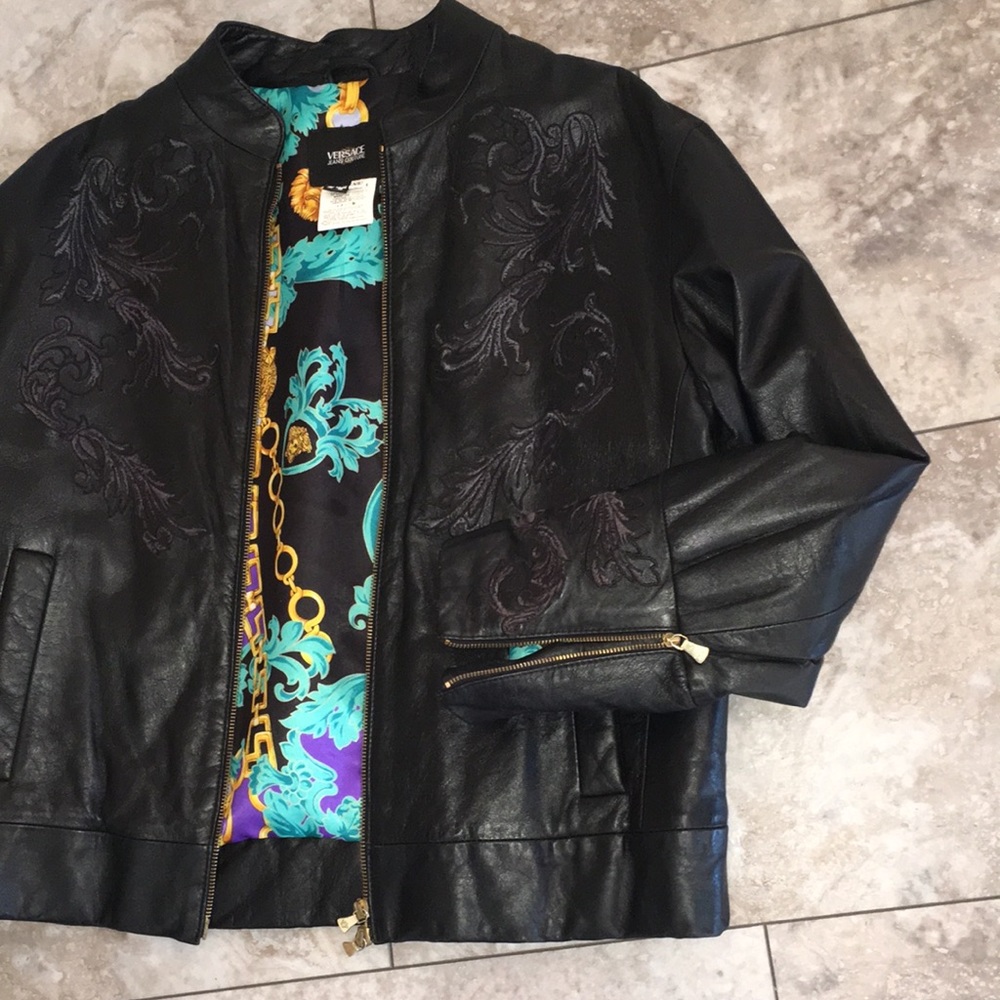 VERSACE REAL LEATHER EMBROIDERED FRONT ZIP PRETTY LINING JACKET SIZE XL … - Picture 7 of 14